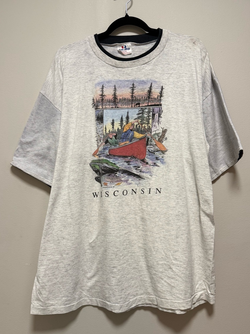 Wisconsin Canoe Graphic T-shirt